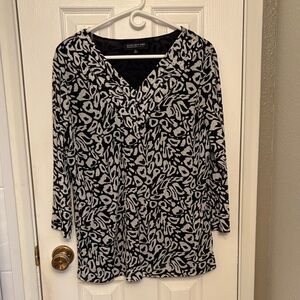 Jones New York Black and White Women's3/4 Sleeve V-Neck Blouse 2X